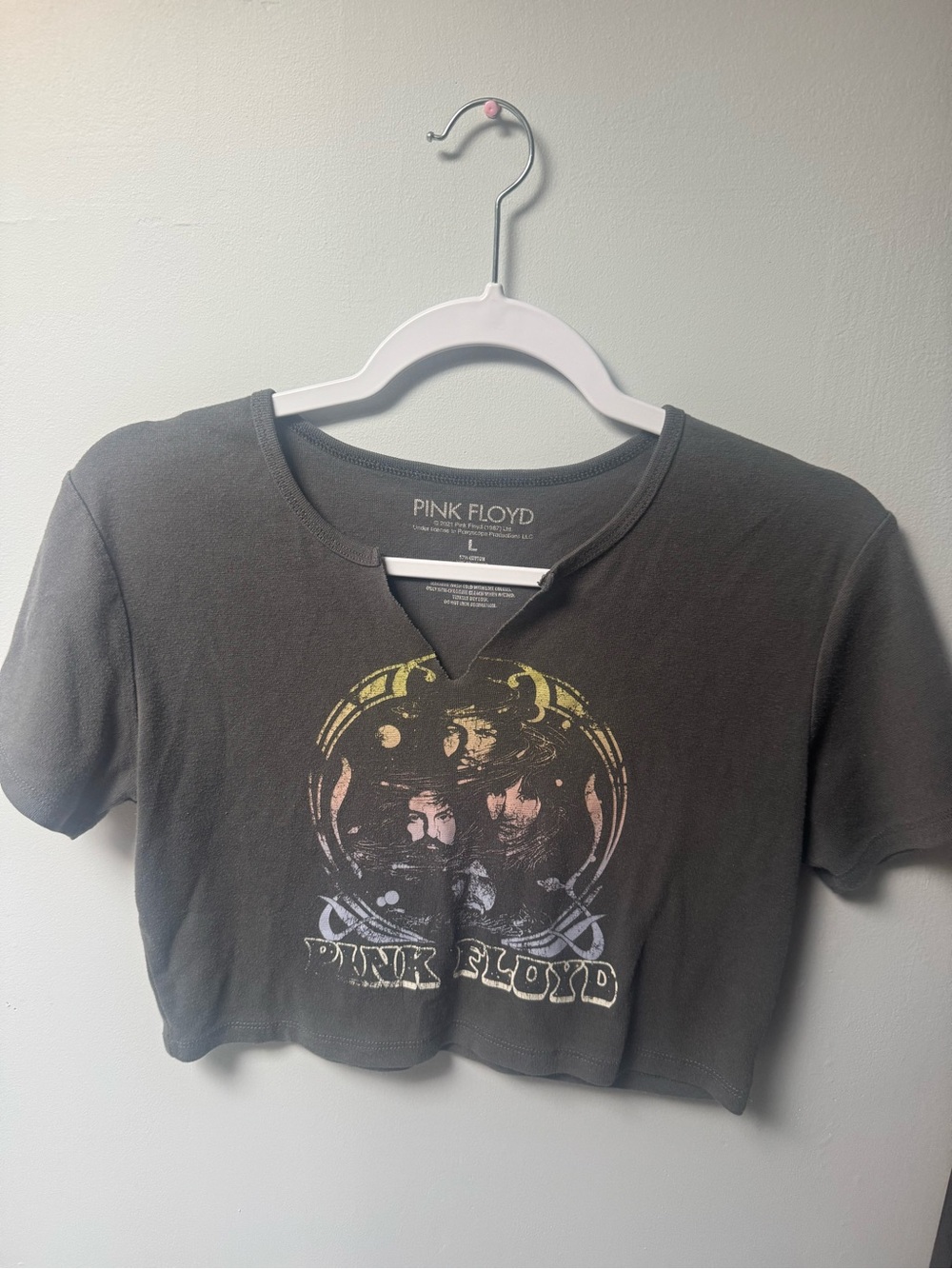 Pink Floyd Black Short Sleeve Cropped Band Tee